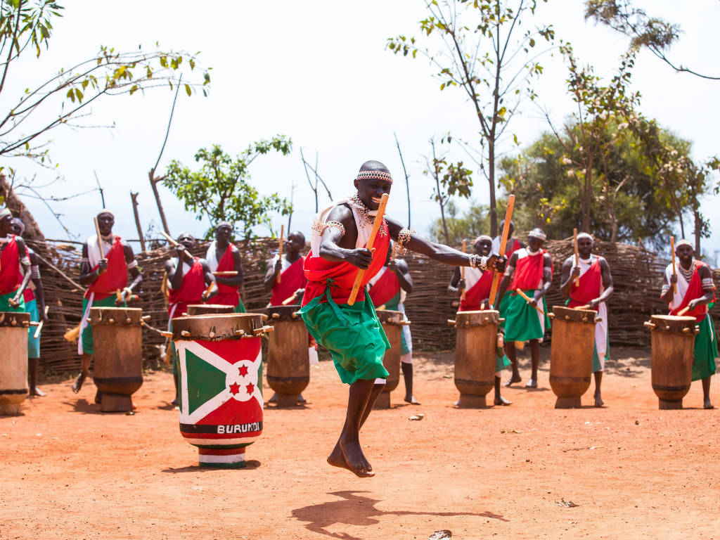 Balli tradizionali e confini del mondo